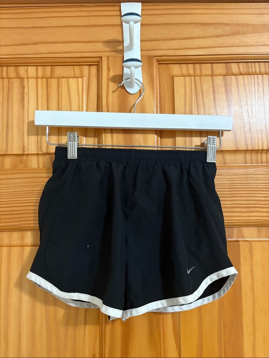 Nike Other - Nike Girls Size Medium Black Athletic Shorts